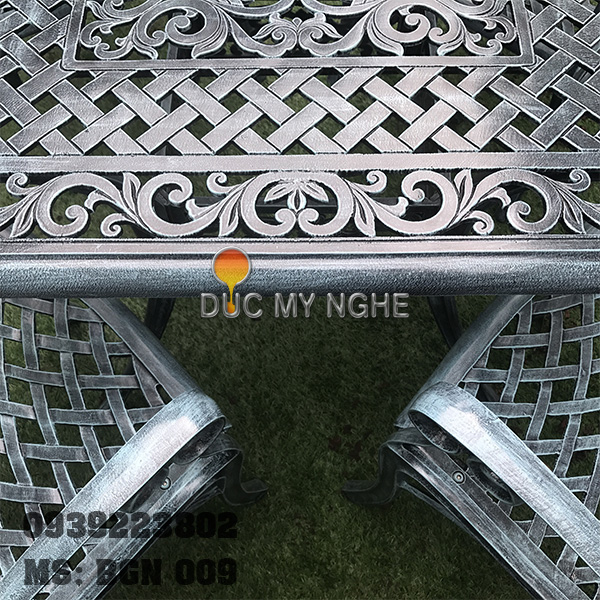 Bàn ghế nhôm đúc BGN 009